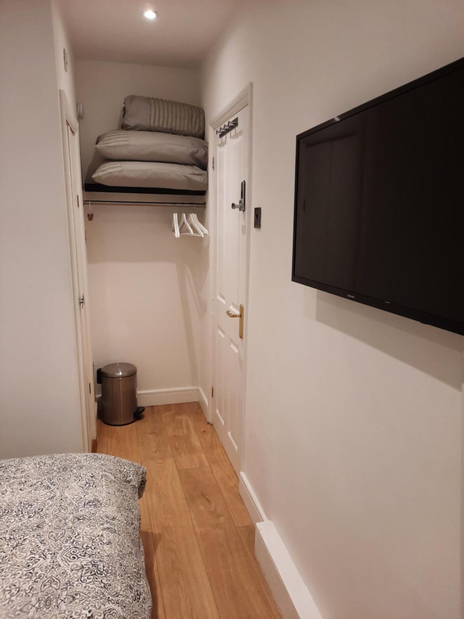 Lovely Home With Full En-Suite Double Bed Rooms Reading Dış mekan fotoğraf